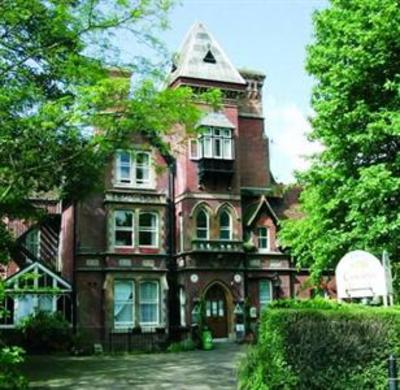 фото отеля YHA Canterbury