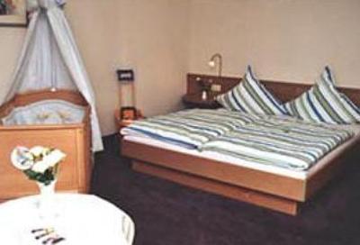 фото отеля Hotel Zwei Linden