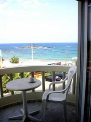 фото отеля Kalamaki Mare Suites