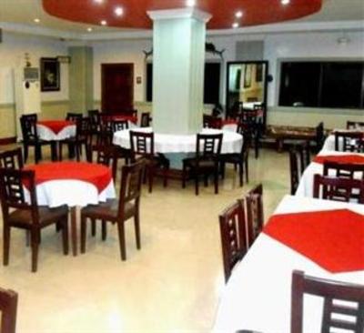 фото отеля Tomobe Hotel and Restaurant