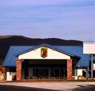 фото отеля Super 8 Susanville