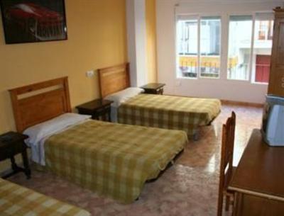 фото отеля Hostal Mundial