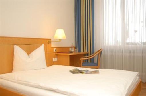 фото отеля Hotel Ochsen Uberlingen