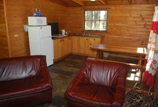 фото отеля Maroo Park Cottages Bellbrae