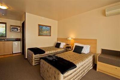 фото отеля Broadway Motel Picton (New Zealand)