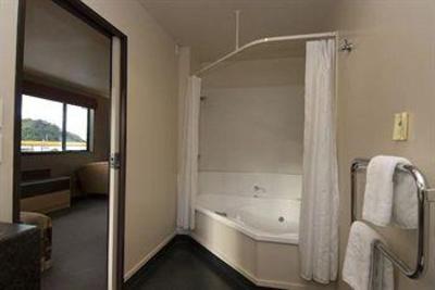 фото отеля Broadway Motel Picton (New Zealand)
