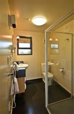 фото отеля Broadway Motel Picton (New Zealand)