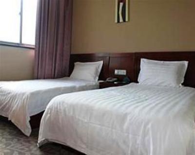 фото отеля Green Tree Inn Xi'ning Qilian Road
