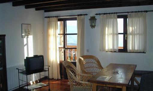 фото отеля Apartamentos Fuente de Somave Cabezon de Liebana