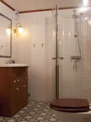 фото отеля Garvaregarden B&B