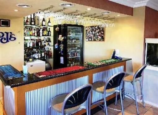 фото отеля Cotswold Motor Inn