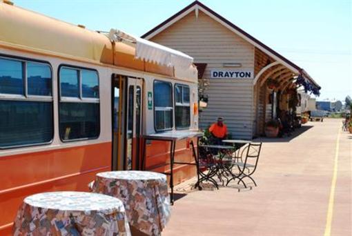 фото отеля Cotswold Motor Inn
