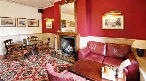 фото отеля King's Head Hotel Wimborne Minster