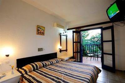 фото отеля Elpida Hotel & Apartments