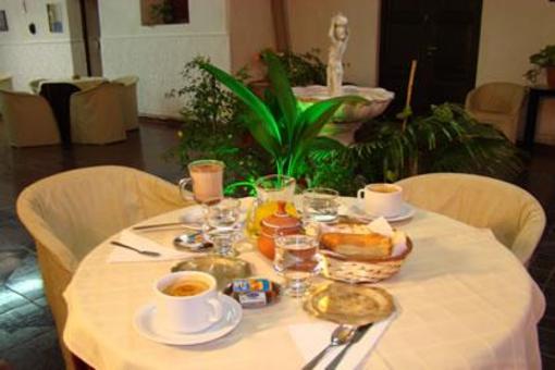 фото отеля Hostal Del Angel