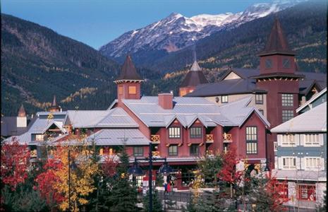 фото отеля Delta Whistler Village Suites