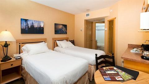 фото отеля Delta Whistler Village Suites