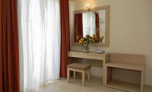 фото отеля Anita ApartHotel
