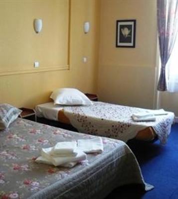 фото отеля Hotel des Monts d'Auvergne
