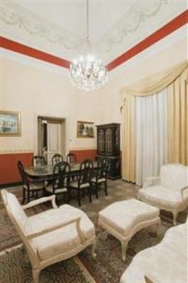 фото отеля Castello Romeo