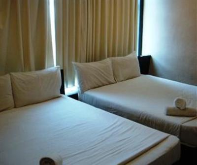 фото отеля Smart Hotel Bandar Botanic Klang