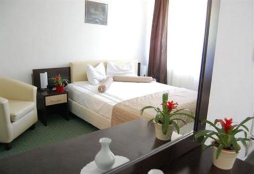 фото отеля Hotel Rina Tirol