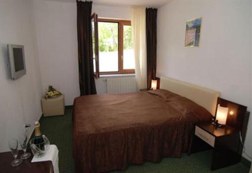 фото отеля Hotel Rina Tirol