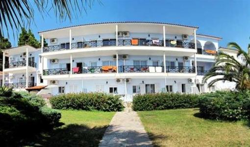 фото отеля Lily Ann Beach Hotel