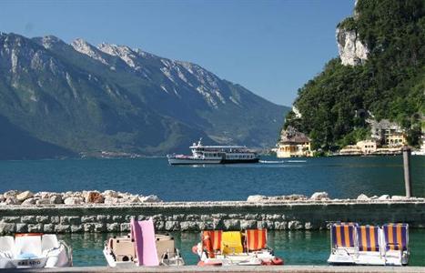 фото отеля Hotel Virgilio Riva del Garda