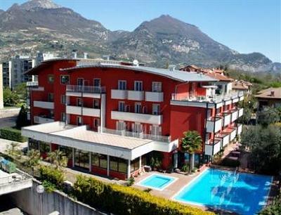 фото отеля Hotel Virgilio Riva del Garda