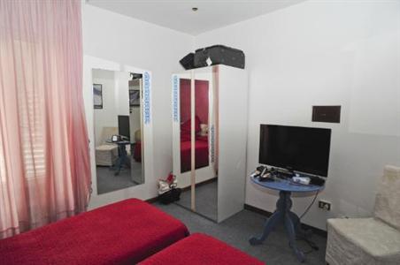 фото отеля Hotel Virgilio Riva del Garda