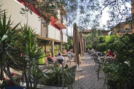 фото отеля Hotel Virgilio Riva del Garda