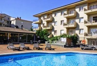 фото отеля Tropic Apartments Torroella de Montgri