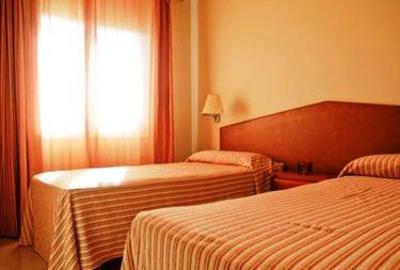 фото отеля Tropic Apartments Torroella de Montgri