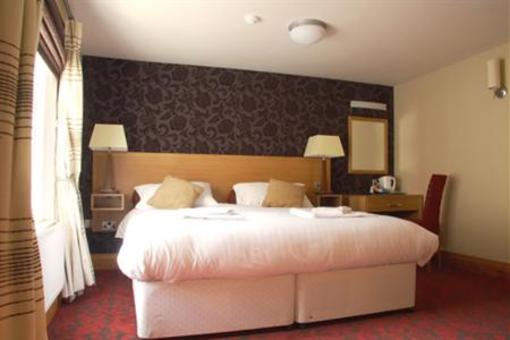 фото отеля The Groves Hotel