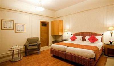 фото отеля Astoria Hotel Mumbai