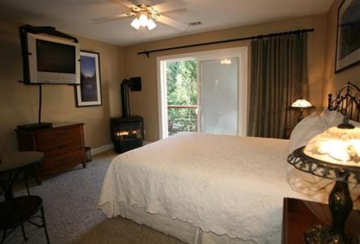 фото отеля Yosemite Big Creek Inn