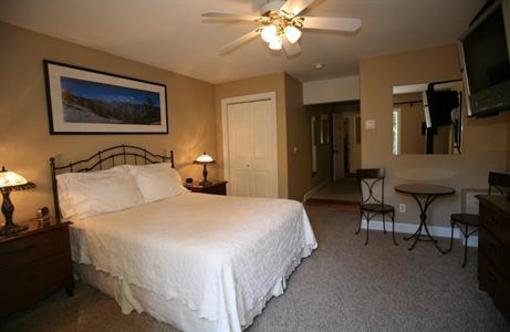 фото отеля Yosemite Big Creek Inn