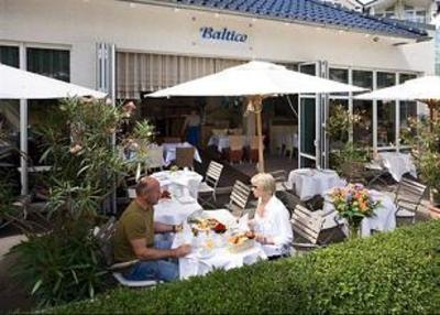 фото отеля Dorint Strandhotel Binz