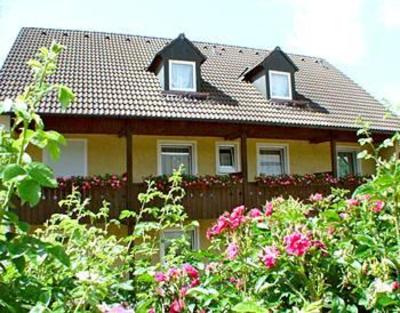 фото отеля Gasthof-Pension Zum Schwarzen Baren