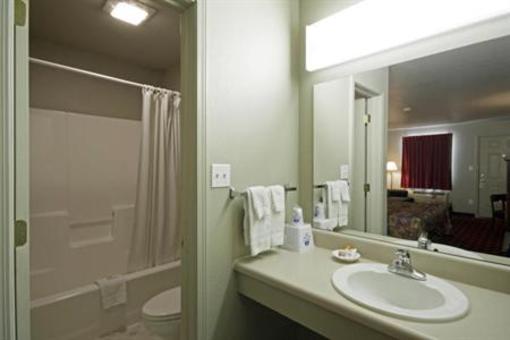 фото отеля Americas Best Value Inn Muskogee