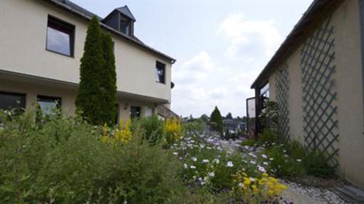 фото отеля Hotel La Tour Des Anglais Mayenne