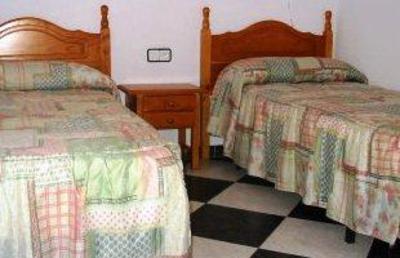 фото отеля Hostal Bodega Conil de la Frontera