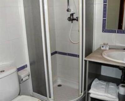 фото отеля Hostal Bodega Conil de la Frontera