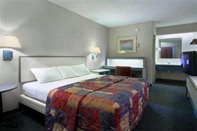 фото отеля Red Roof Inn Nashville North