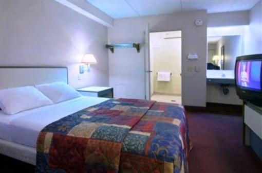 фото отеля Red Roof Inn Nashville North