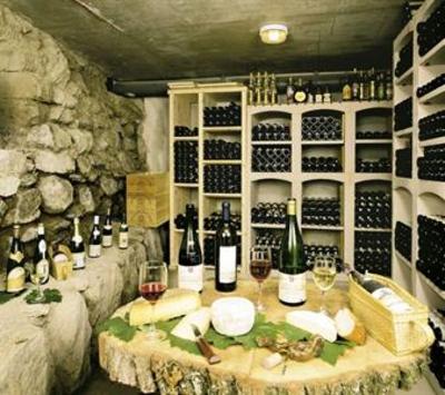 фото отеля Le Vieux Logis Hotel-Restaurant