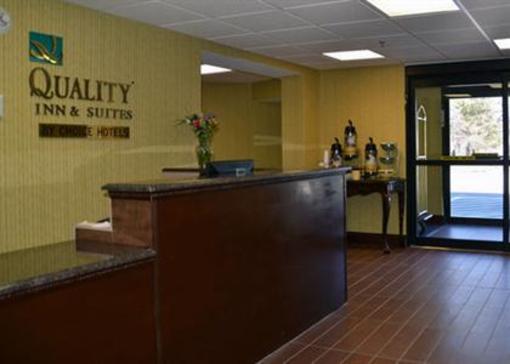 фото отеля Quality Inn & Suites Worcester