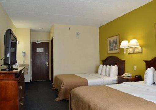 фото отеля Quality Inn & Suites Worcester