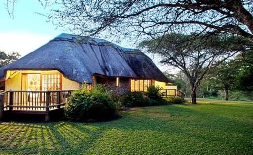 фото отеля Rhino River Lodge
